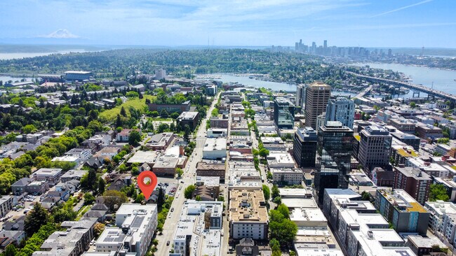 Plus de détails pour 4722 15th Ave NE, Seattle, WA - Terrain à vendre