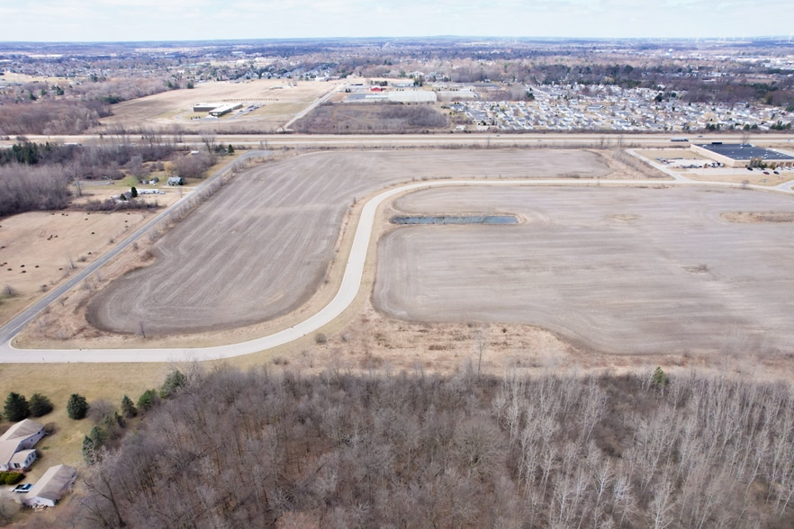 1322 Remus Rd, Mount Pleasant, MI à louer - Aérien - Image 3 de 5