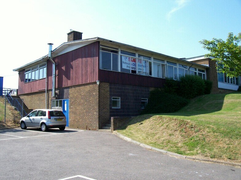 93 Melbourne Av, Dover à vendre - Photo du bâtiment - Image 2 de 5