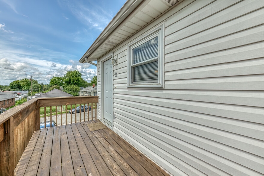 1300 Holyoke St, Kingsport, TN for sale - Building Photo - Image 3 of 37