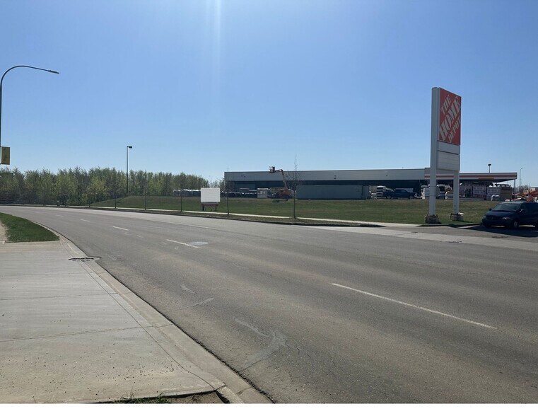 6 Mcleod Av, Spruce Grove, AB for sale - Building Photo - Image 3 of 9