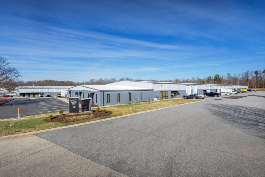 1349 South Park Dr, Kernersville, NC for lease - Building Photo - Image 2 of 4