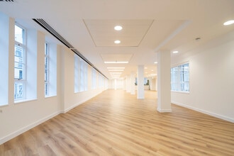 27-32 Old Jewry, Londres à louer Photo intérieure- Image 2 de 4