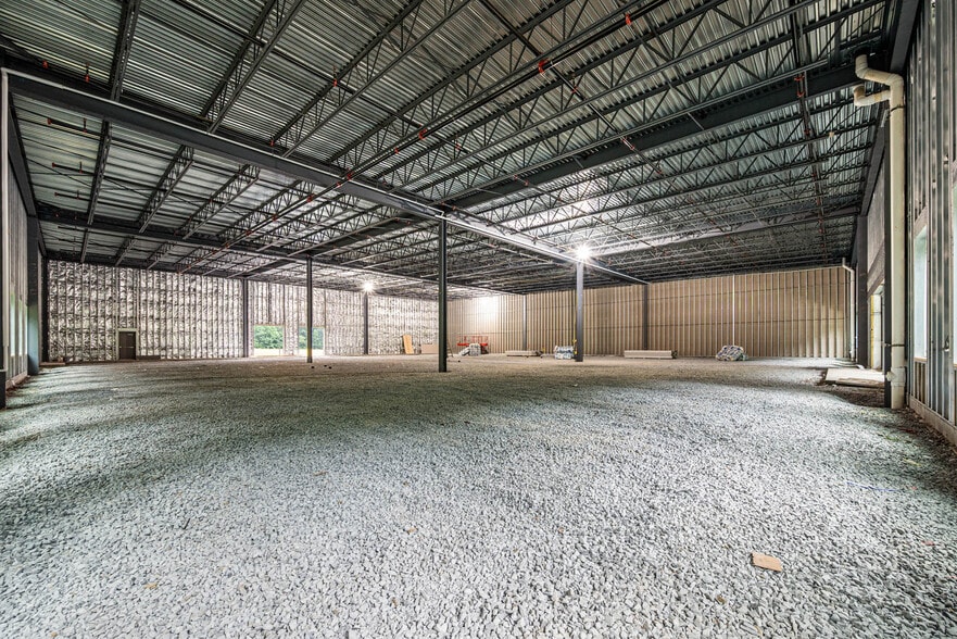 713 Haywood Dr, Exton, PA à louer - Photo du bâtiment - Image 3 de 4