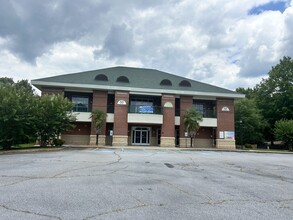 1403 E Greenville St, Anderson, SC for lease Building Photo- Image 1 of 30