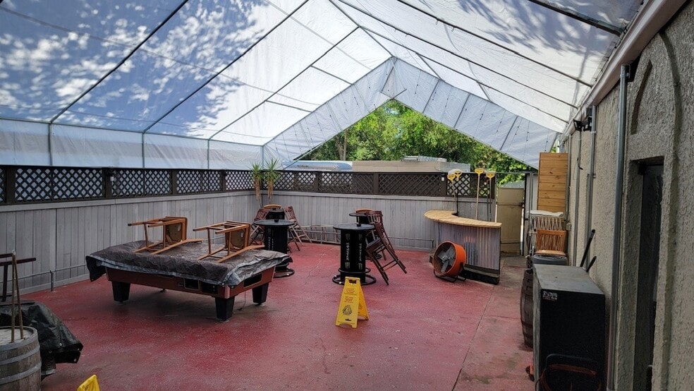 8556 Park Blvd, Seminole, FL for sale - Building Photo - Image 3 of 8