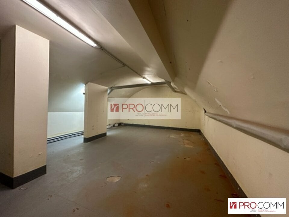 Industrial in Chartres for lease Interior Photo- Image 1 of 4