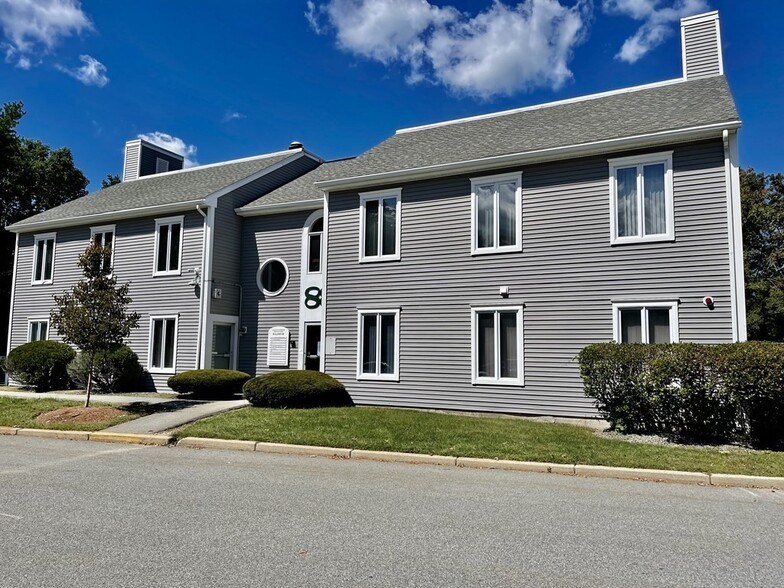 88 Faunce Corner Rd, Dartmouth, MA à vendre - Photo du bâtiment - Image 1 de 1