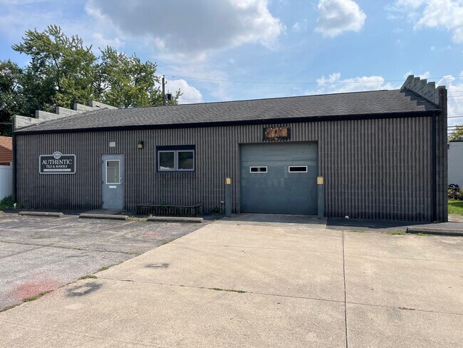 Plus de détails pour 1115 Lawrence Dr, Columbus, OH - Industriel à louer