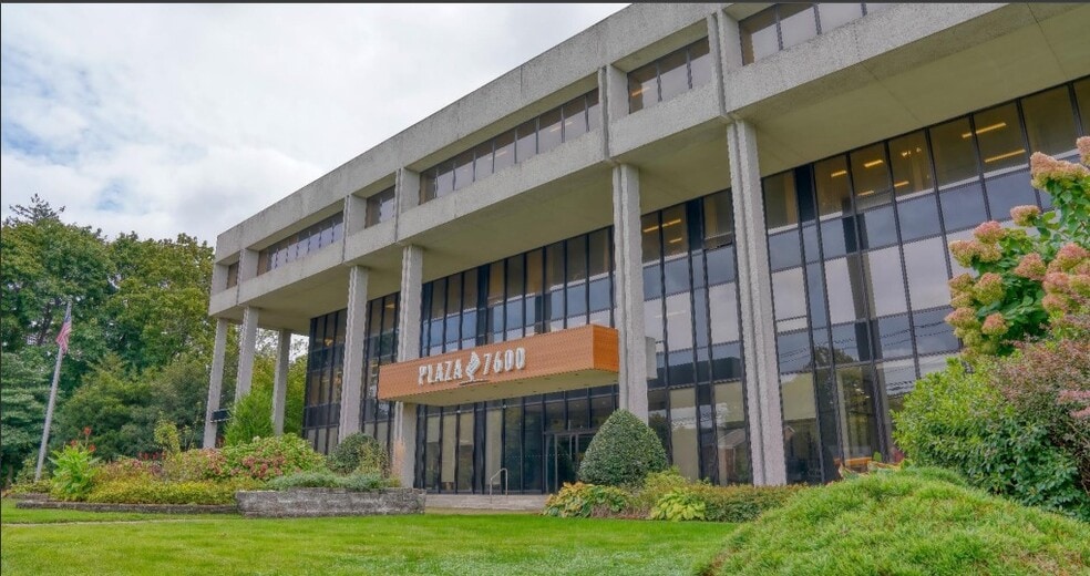 7600 jericho Tpke, Woodbury, NY for lease - Building Photo - Image 2 of 27