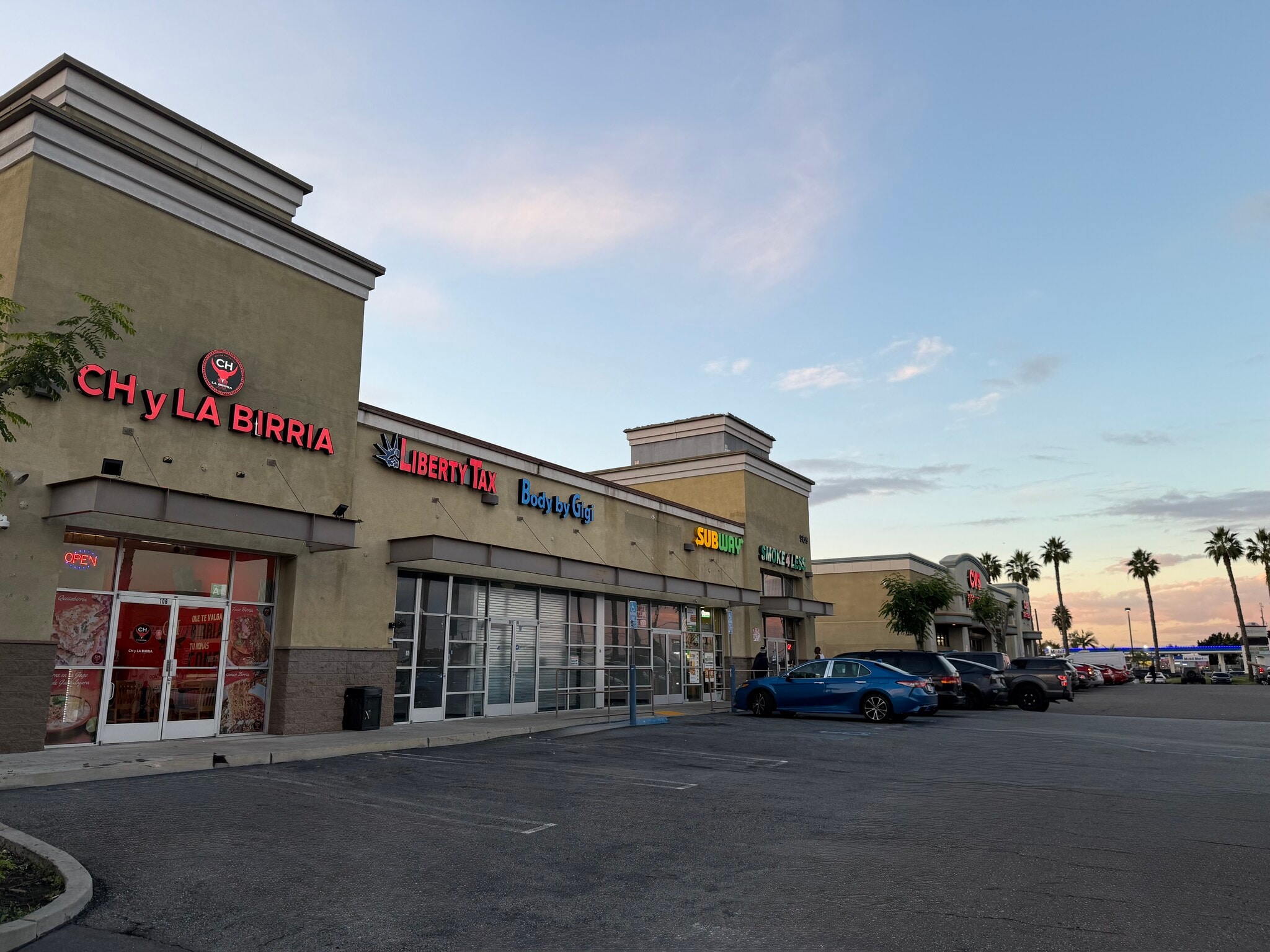 909 S Central Ave, Compton, CA for lease Building Photo- Image 1 of 19