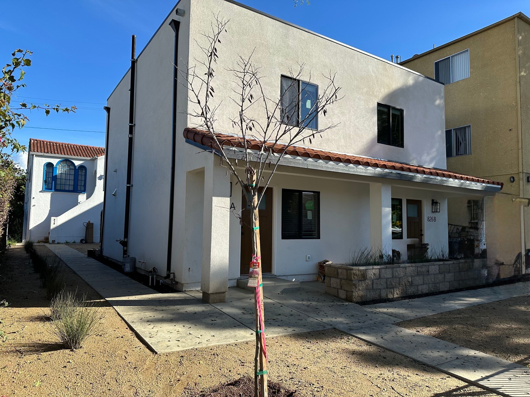 826 Rose Ave, Long Beach, CA for sale Primary Photo- Image 1 of 105