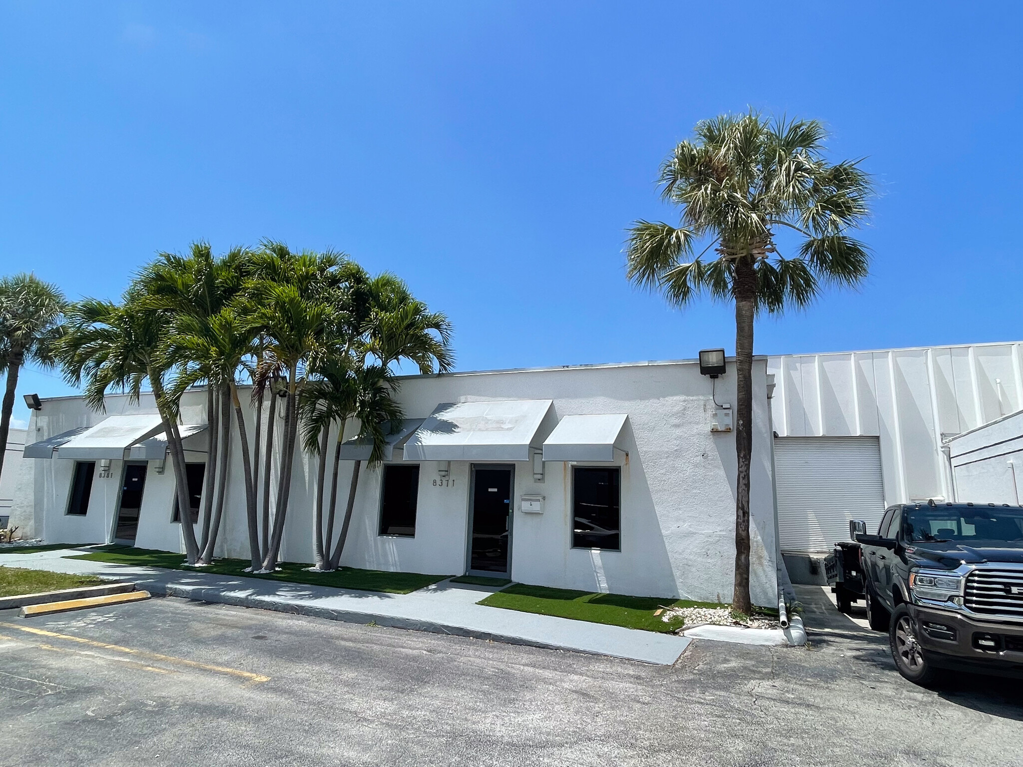 8351-8391 NW 64th St, Miami, FL for sale Building Photo- Image 1 of 1