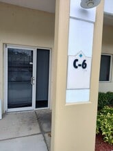 2721 Vista Pky, West Palm Beach, FL for lease Building Photo- Image 1 of 3