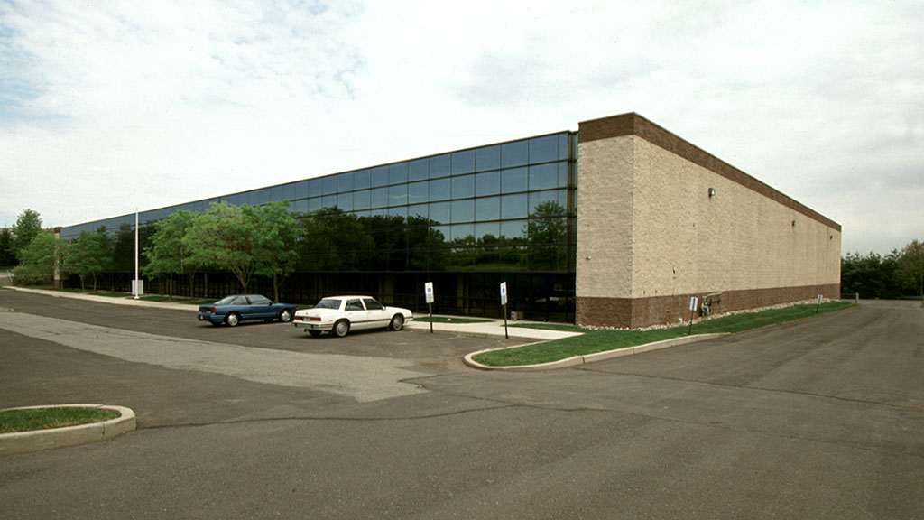 17 Imclone Dr, Branchburg, NJ for lease Primary Photo- Image 1 of 4
