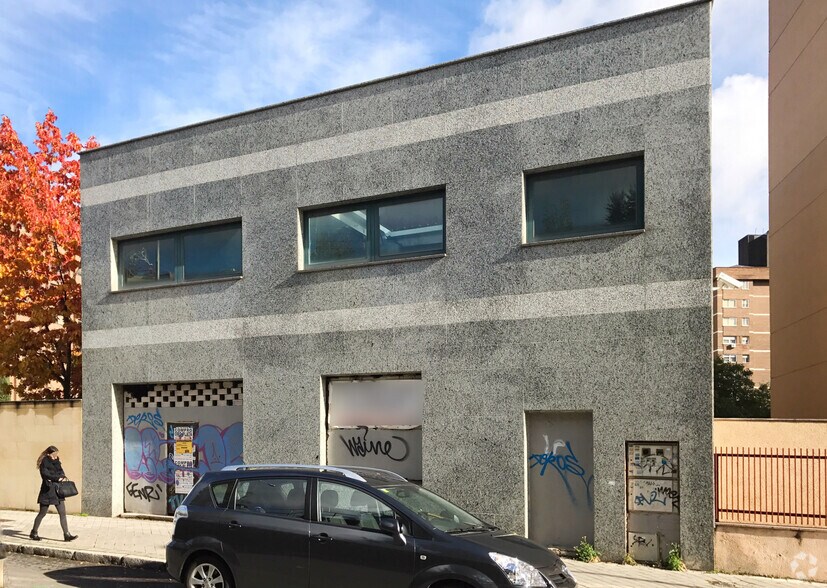 Calle Bambú, 10, Madrid, Madrid for lease - Building Photo - Image 2 of 11