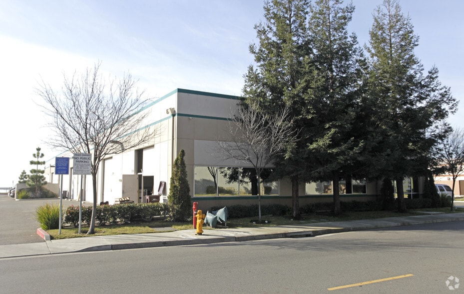 3330 Arden Rd, Hayward, CA for sale - Building Photo - Image 3 of 19