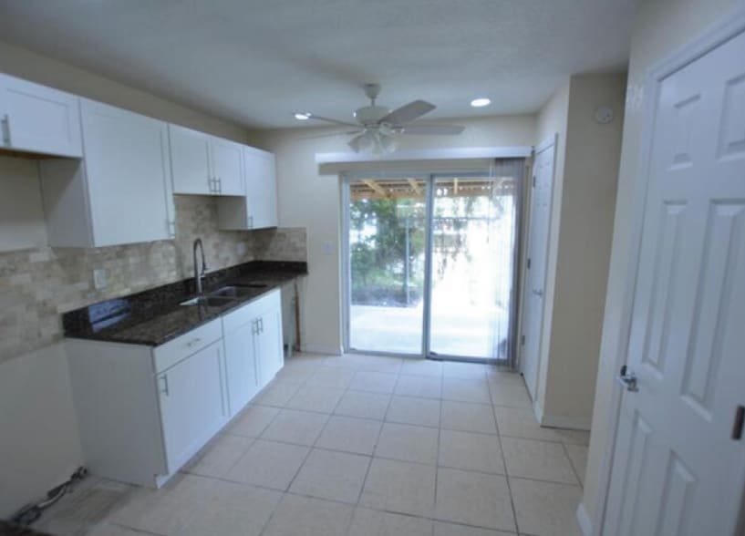 3011 Ernest Dr, Auburndale, FL for sale - Interior Photo - Image 2 of 7