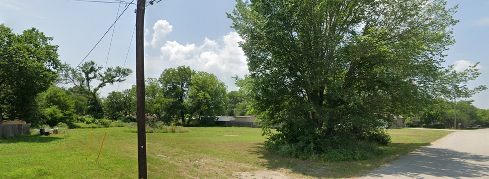 0 12th, Kemp, TX à louer - Photo du bâtiment - Image 3 de 4