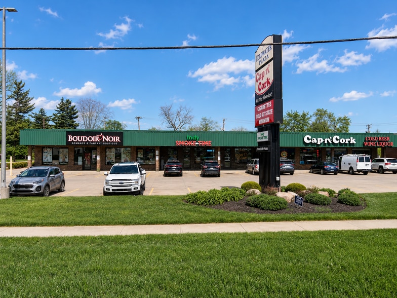 5430-5462 Coldwater Rd, Fort Wayne, IN à vendre - Photo du bâtiment - Image 1 de 4