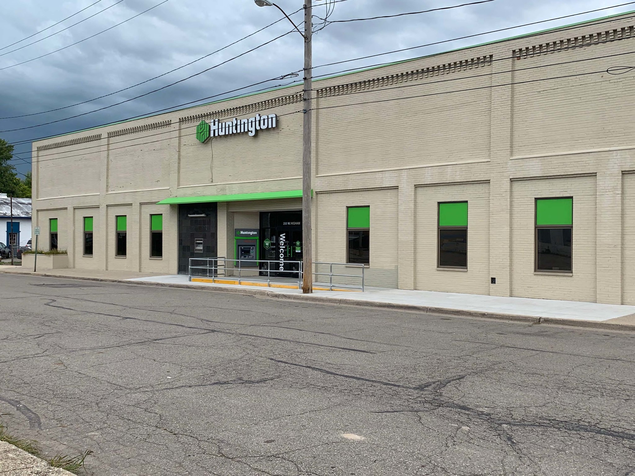 200 W Higham St, Saint Johns, MI for lease Building Photo- Image 1 of 3