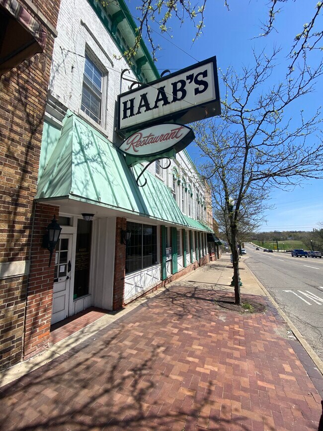 Plus de détails pour 14 W Michigan Ave, Ypsilanti, MI - Commerce de détail à louer