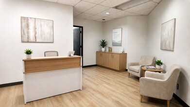 1235 Trafalgar Rd, Oakville, ON for lease Interior Photo- Image 1 of 2