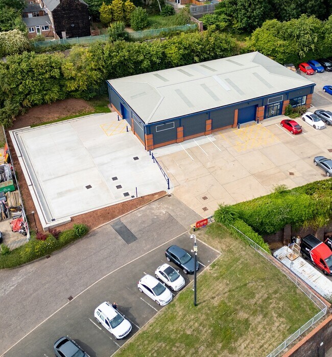 Plus de détails pour 2-4 Queens Dr, Birmingham - Industriel à louer