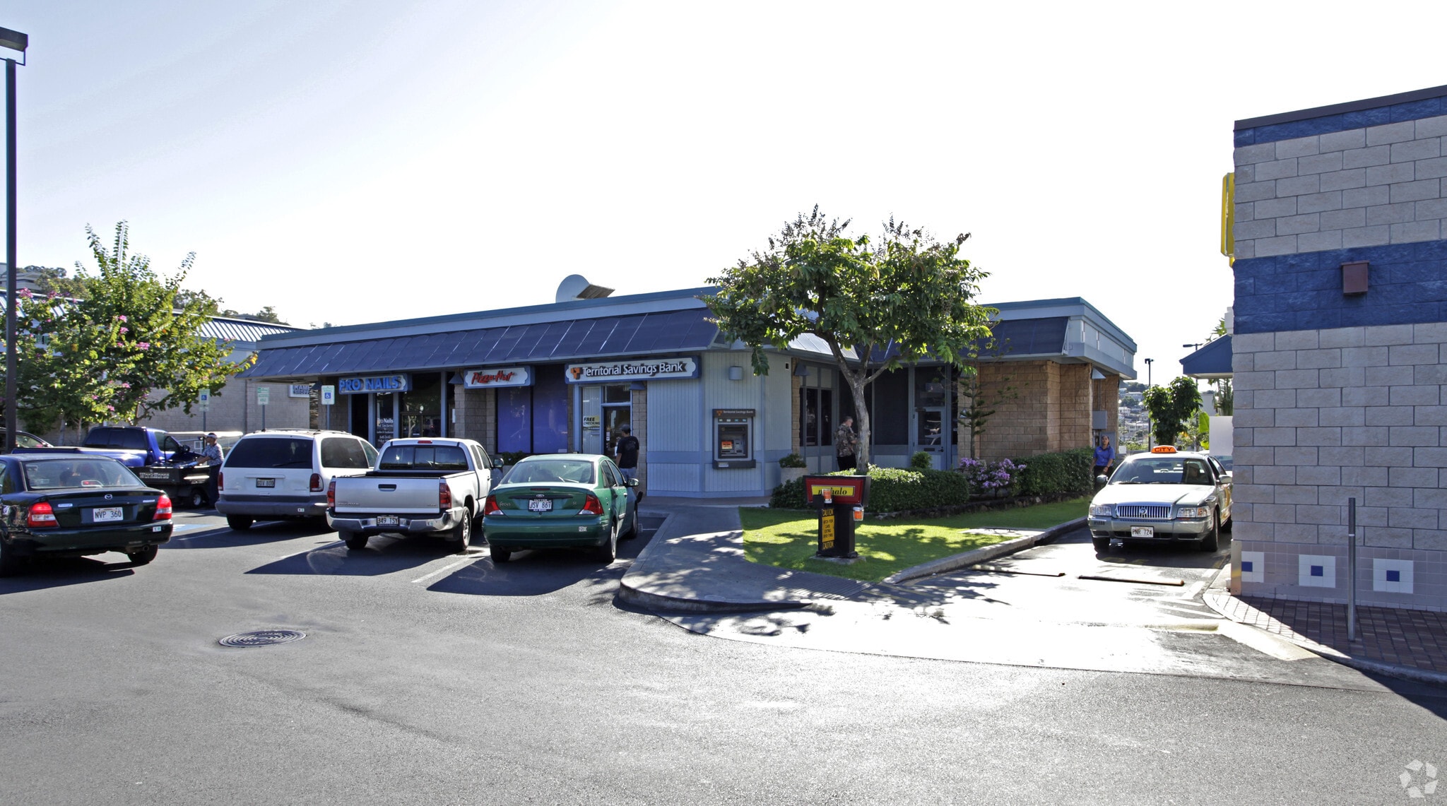 1620 N School St, Honolulu, HI for lease Building Photo- Image 1 of 10
