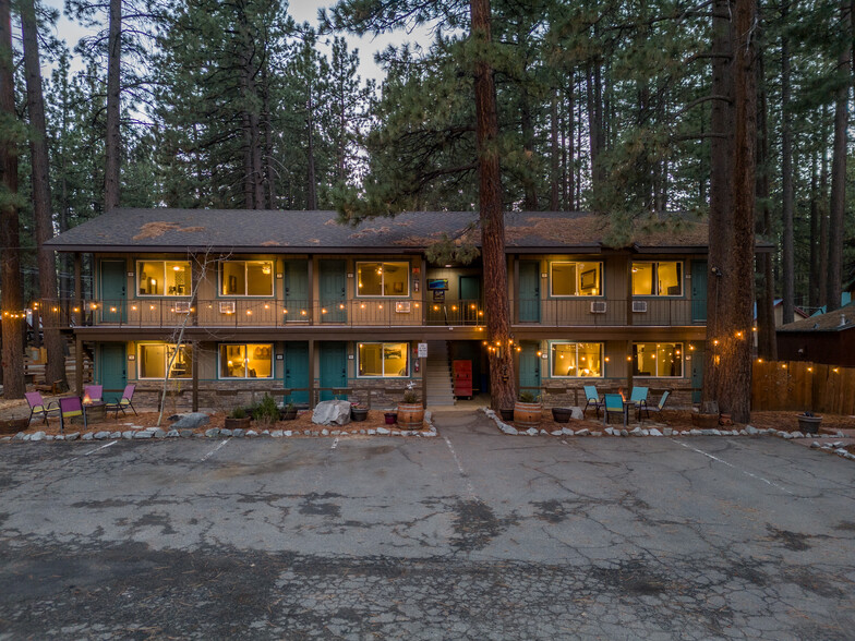 1072 Ski Run Blvd, South Lake Tahoe, CA for sale - Building Photo - Image 1 of 36