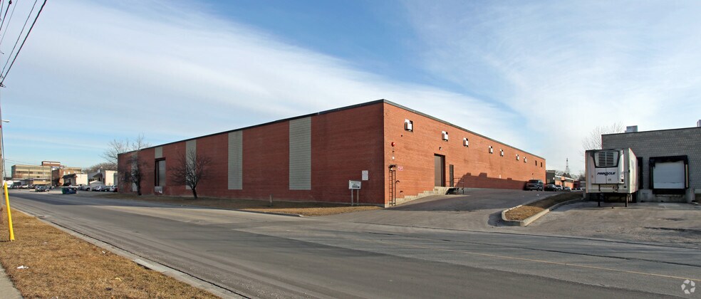 1210 Birchmount Rd, Toronto, ON for lease - Building Photo - Image 2 of 4