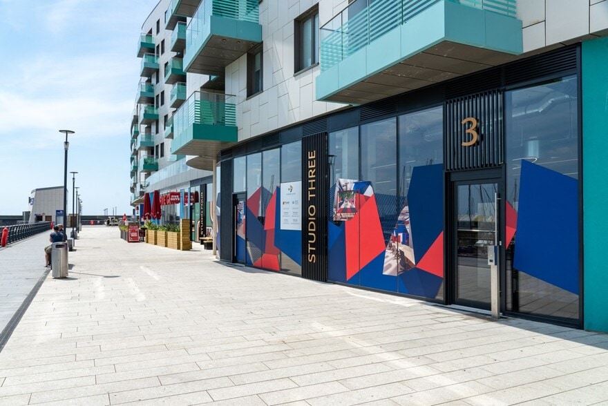 Brighton Marina, Brighton à louer - Photo du bâtiment - Image 2 de 8