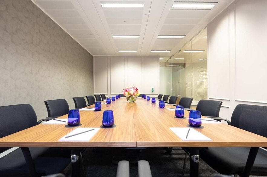 78 Cannon St, London for lease - Building Photo - Image 2 of 6