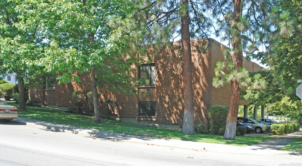 208 W 5th Ave, Spokane, WA for sale - Primary Photo - Image 2 of 2