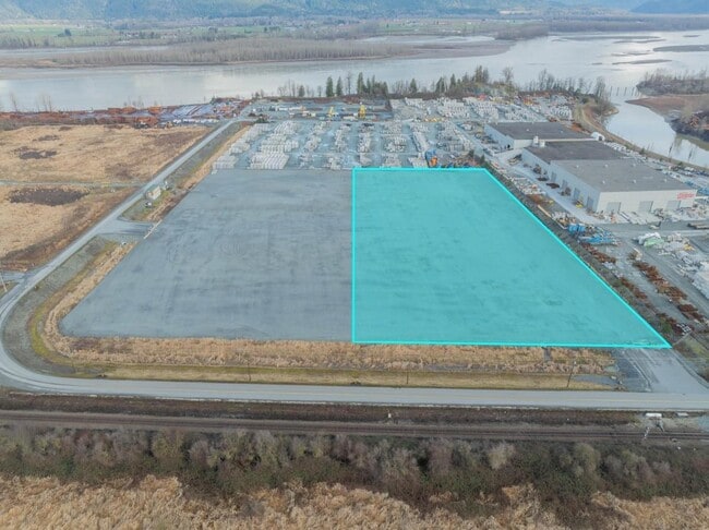 Plus de détails pour 41723 Cannor Rd, Chilliwack, BC - Terrain à vendre
