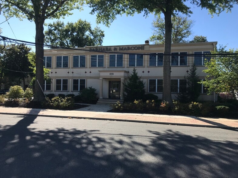 315 Lowell Ave, Mercerville, NJ for sale - Building Photo - Image 2 of 17