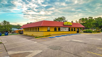 100 Southpoint Loop, Livingston TX - Motel