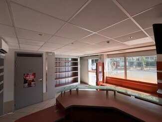 More details for Avenue Jean Mermoz, Lyon - Retail for Lease