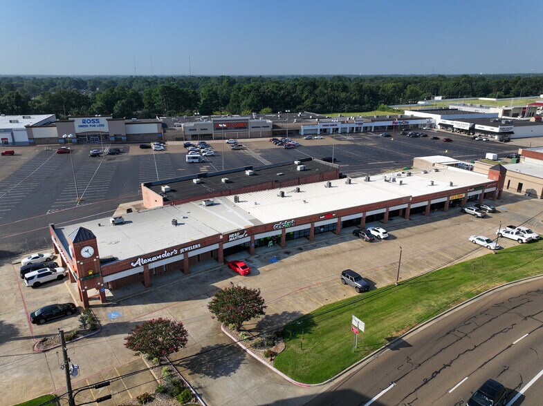 3701 Mall Ln, Texarkana, TX à louer - Photo du bâtiment - Image 3 de 9