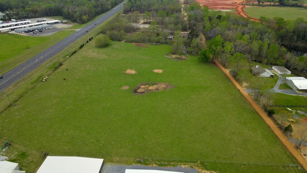 2400 Highway 14, Millbrook, AL à vendre - Vidéo sur l’inscription commerciale - Image 2 de 6