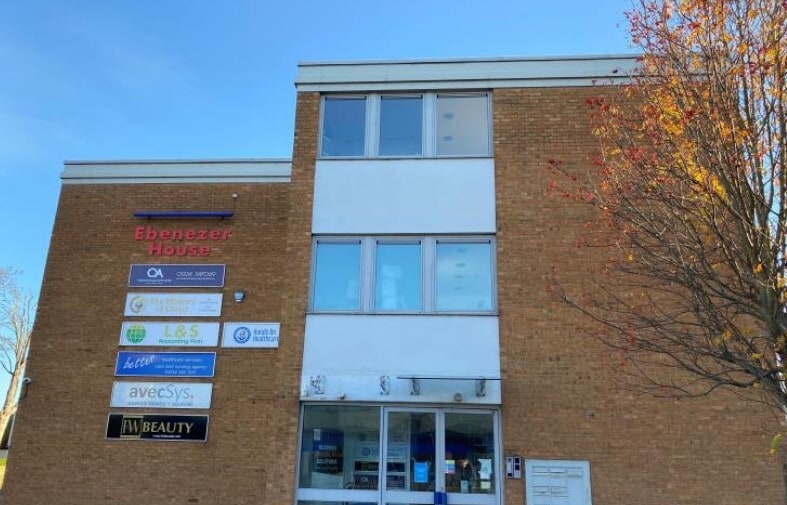 2-10 St. Johns St, Bedford for lease - Building Photo - Image 2 of 8