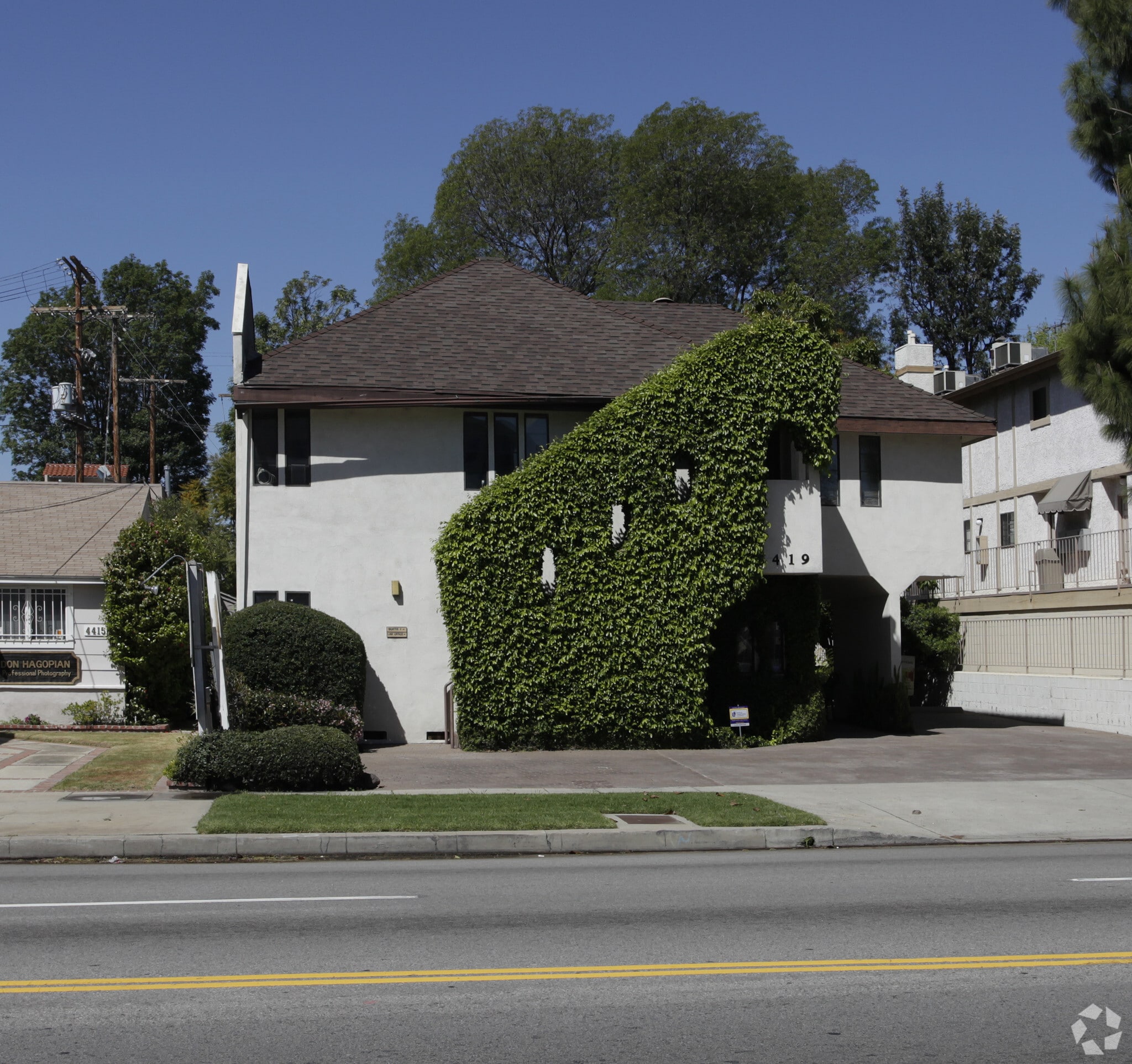 4419 Coldwater Canyon Ave, Studio City, CA for lease Building Photo- Image 1 of 2