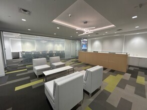 1 Blue Hill Plz, Pearl River, NY for lease Interior Photo- Image 1 of 20