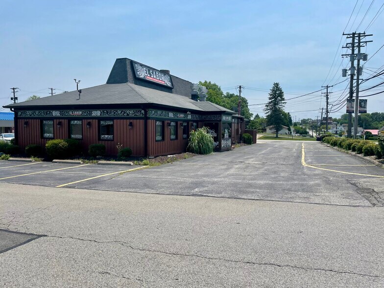 2284 Brodhead Rd, Aliquippa, PA à louer - Photo du bâtiment - Image 3 de 11