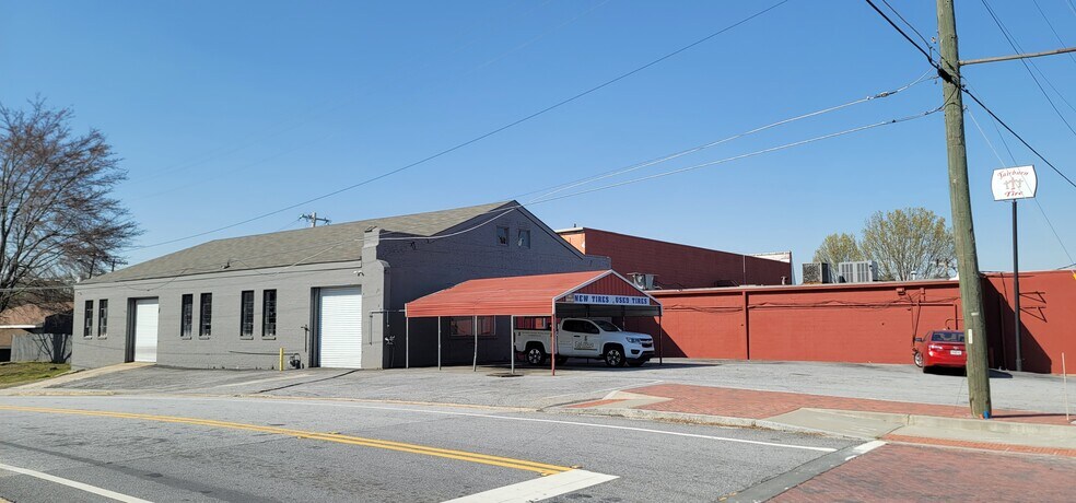 85 W Broad St, Fairburn, GA à vendre - Photo du bâtiment - Image 2 de 21