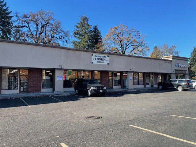 14625-14629 SE Mcloughlin Blvd, Portland, OR for lease - Building Photo - Image 2 of 4