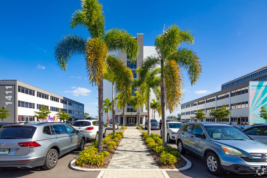 1401 N Westshore Blvd, Tampa, FL à louer - Photo du bâtiment - Image 3 de 6