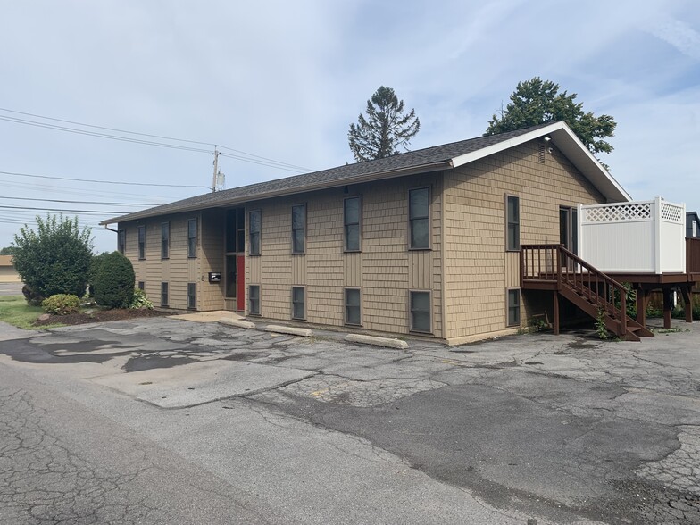 2500 Brewerton Rd, Mattydale, NY for sale - Building Photo - Image 1 of 1