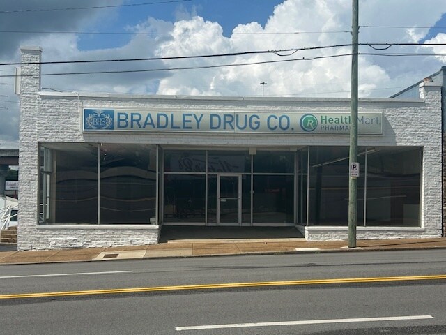 Plus de détails pour 5208 Charlotte Pike, Nashville, TN - Commerce de détail, Local d'activités à louer