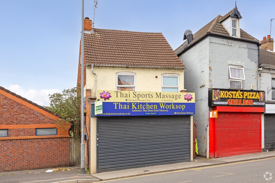 11 Gateford Rd, Worksop à vendre - Photo du bâtiment - Image 2 de 2